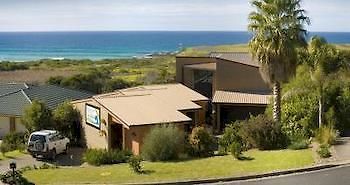 Beachfront Apartments Narooma Ngoại thất bức ảnh