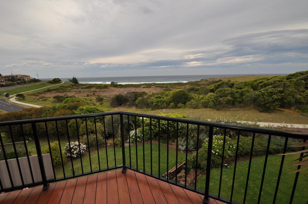 Beachfront Apartments Narooma Phòng bức ảnh